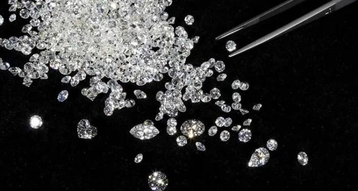 碎钻通常指多少分的钻石